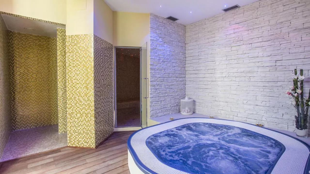 ***  Hotel Madison Μπελάρια-Ιτζέα Μαρίνα Ιταλία
