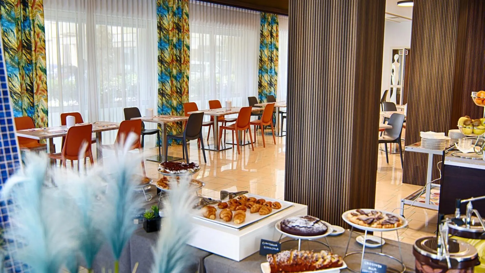 Hotel Madison Μπελάρια-Ιτζέα Μαρίνα
